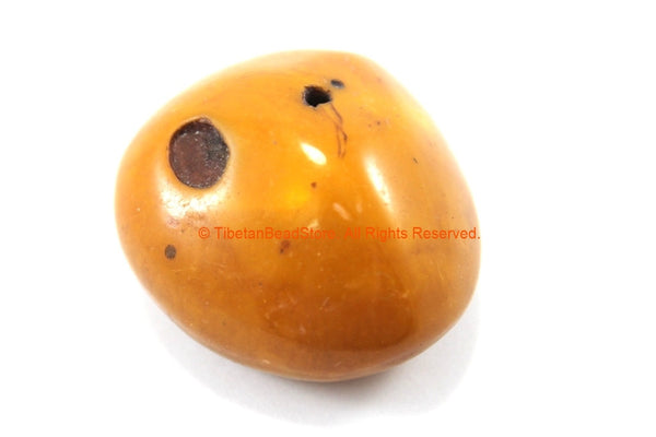 LARGE Tibetan Amber Copal Resin Bead - Ethnic Tibetan Honey Amber Resin Bead - TibetanBeadStore - B3323
