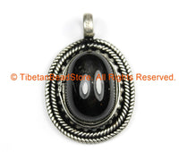 Nepal Tibetan Pendant with Black Star Diopside Gemstone Inlay - Handmade Nepal Tibetan Ethnic Jewelry - TibetanBeadStore - WM7256