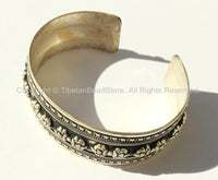 Nepal Tibetan Vajra Cuff Bracelet Filigree Metal Cuff from Nepal Tibetan Cuff Bracelet - Tibetan Jewelry - C96