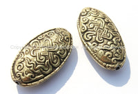 2 beads - Tibetan Reversible Repousse Brass Endless Knot Oval Beads - Ethnic Artisan Handmade Beads - B1862