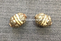 1 BEAD - Tibetan Ethnic Naga Conch Shell Beads with Tibetan Silver Caps & Brass Wires - B1040-1