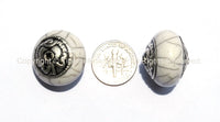 10 beads - Tibetan White Crackle Resin Beads with Tibetan Silver Auspicious Conch Caps - Ethnic beads - B925-10