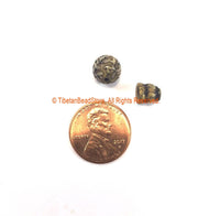 1 Set - Tibetan OM Mantra 3 Hole Conch Guru Bead Set- OM Aum Ohm Mantra Etched Conch Tibetan Guru Beads- Mala Supply- GB28C-1