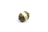 1 BEAD Ethnic Naga Conch Shell Tibetan Bead with Tibetan Silver Metal Caps - Antiqued Tibetan Naga Shell Bead - Tibetan Beads - B3463-1