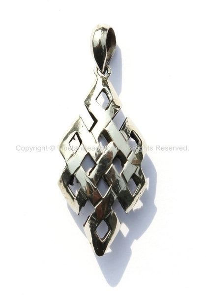5 PENDANTS - Tibetan Silver Plated Endless Knot Hollow Carved Pendants - Celtic Knot - Infinity Knot - Nepal Tibetan Jewelry - WM3588-5